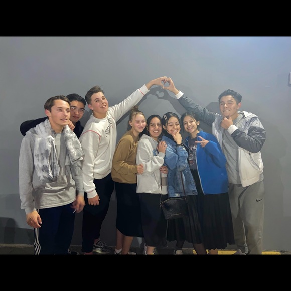 <33 - Picture 4 of 9